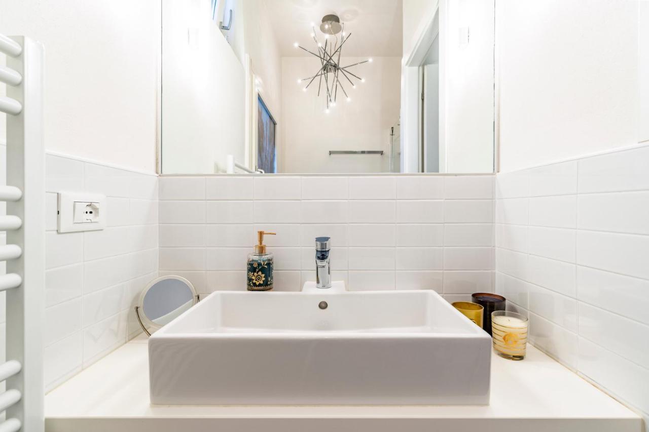Snug Apartment With Private Courtyard M0270422677 Venice Exterior photo