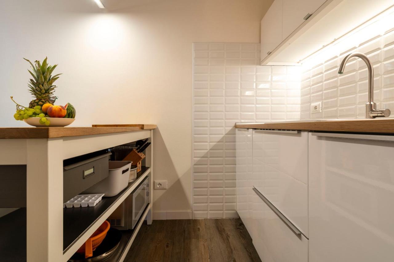 Snug Apartment With Private Courtyard M0270422677 Venice Exterior photo